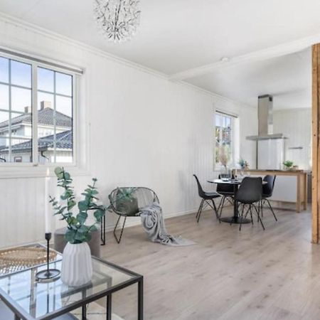 利勒哈默尔Lys Og Sentral Leilighet Med Terrasse Og Hage公寓 外观 照片